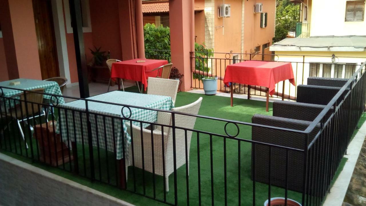 Paradise Apartment Liapades